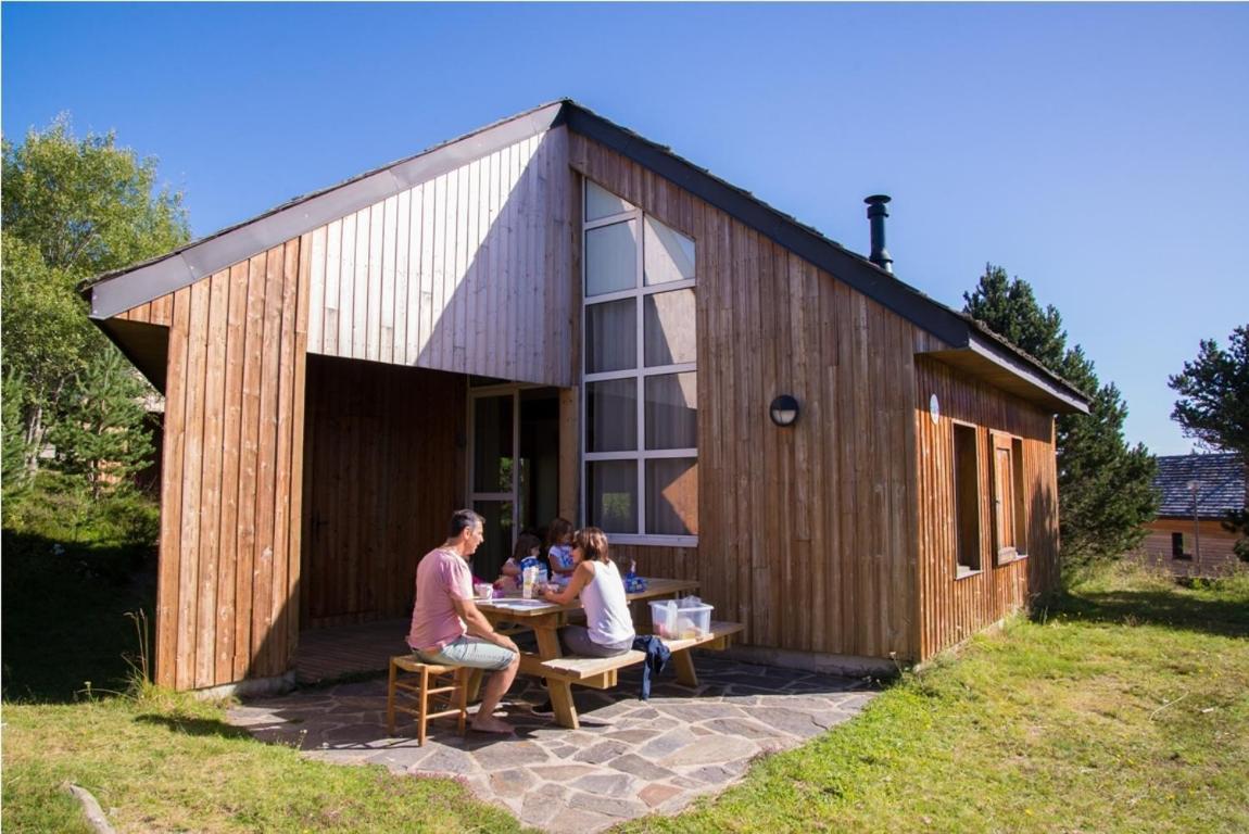 Les Bouviers Villa Saint-Denis  Eksteriør bilde