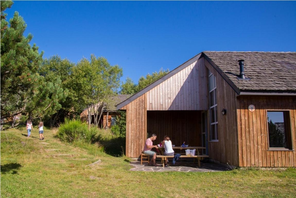 Les Bouviers Villa Saint-Denis  Eksteriør bilde